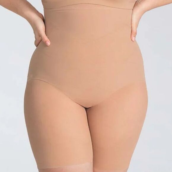 New HoneyLove SuperPower Short Sand Size 2X - Picture 1 of 6